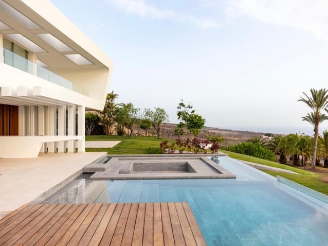 Build a private villa in the Canary Islands’ premier resort
