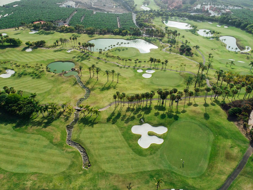 El campo del resort golf Abama es uno de los más aplaudidos por expertos y amateurs. 